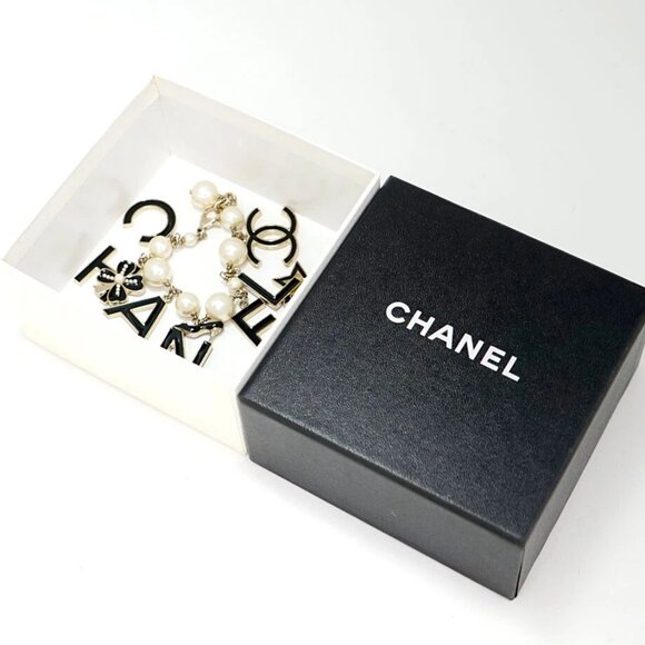 CHANEL Black CC Logos Pearl Clover Star Bracelet 7.5" Gold Tone 07P Auth w/Box - Picture 7 of 7